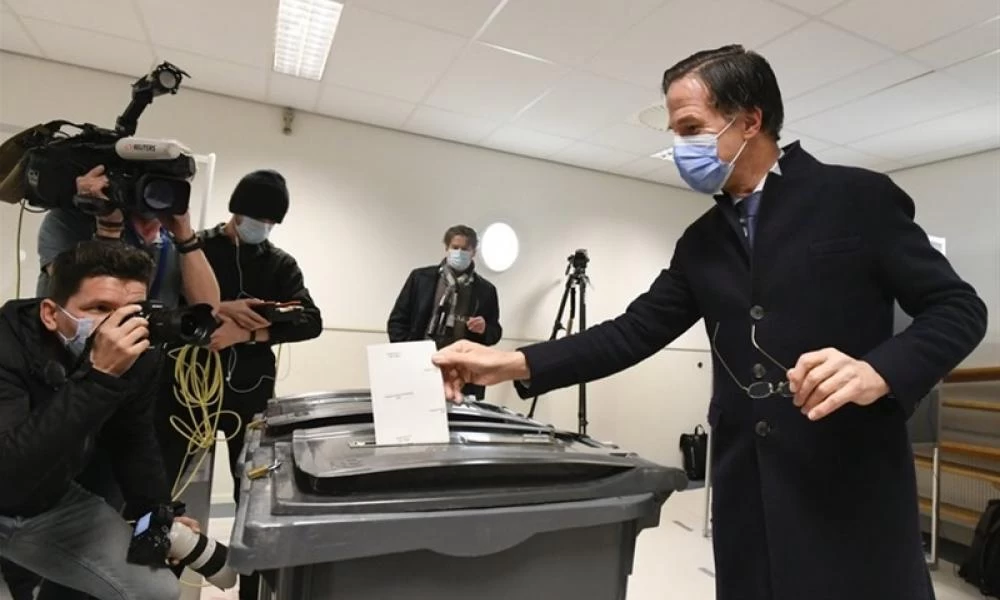 Ολλανδία: Για τέταρτη φορά πρωθυπουργός ο Μαρκ Ρούτε